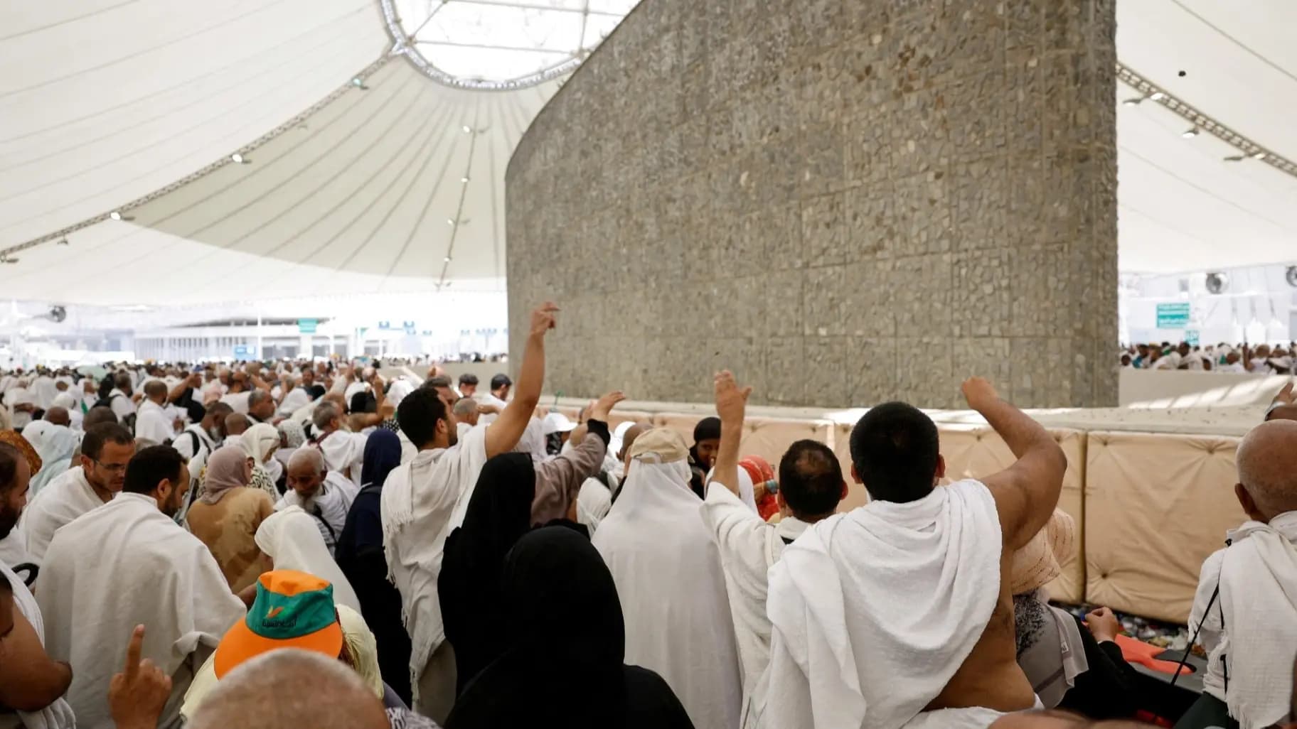 تعليمات مهمة لتسهيل رمي الجمرات وضمان انسيابية حركة الحجاج