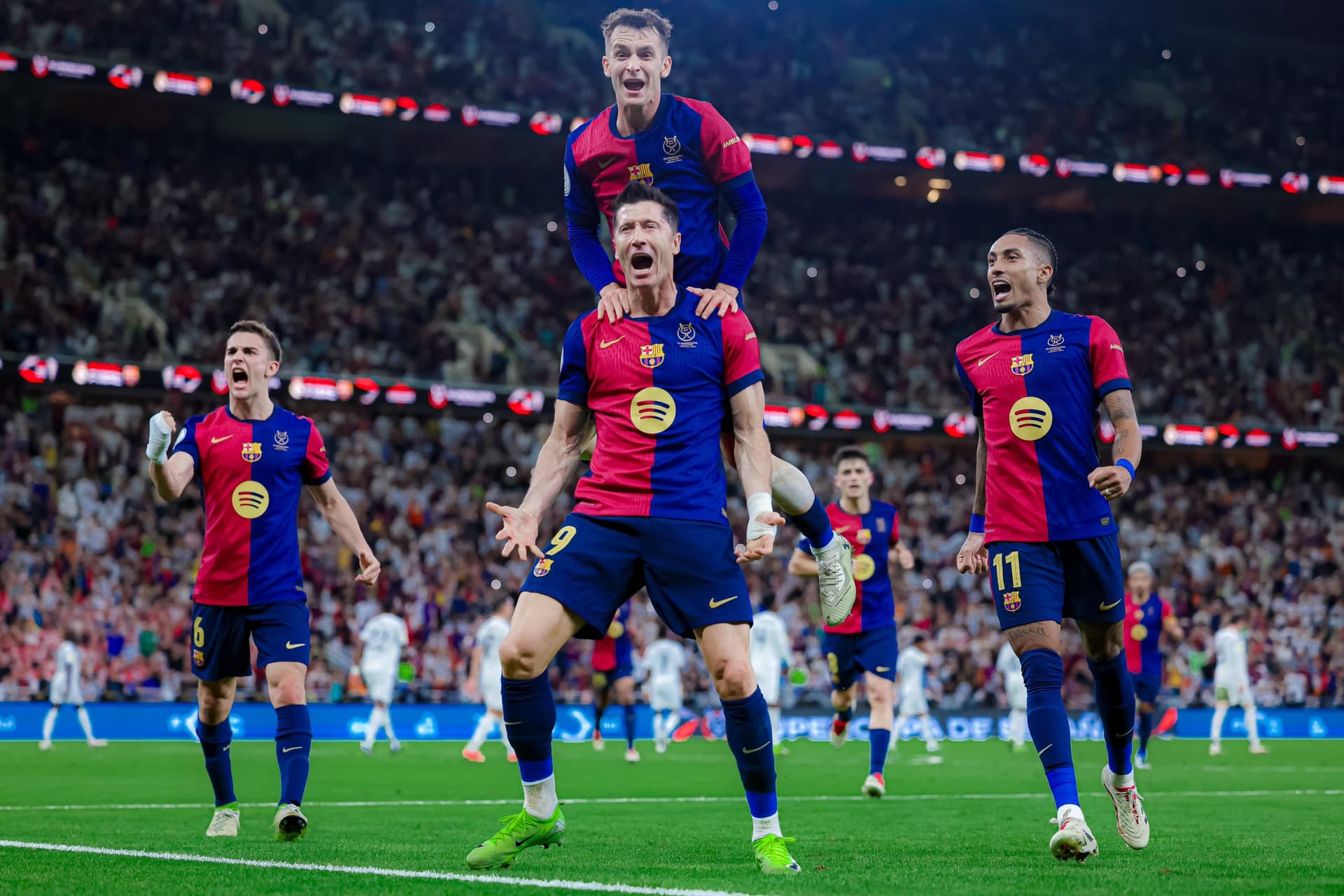 التشكيل المتوقع لكلاسيكو برشلونة وريال مدريد