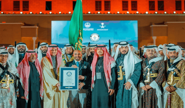 “غينيس” توثق أكبر عرضة سعودية احتفاء بذكرى يوم التأسيس