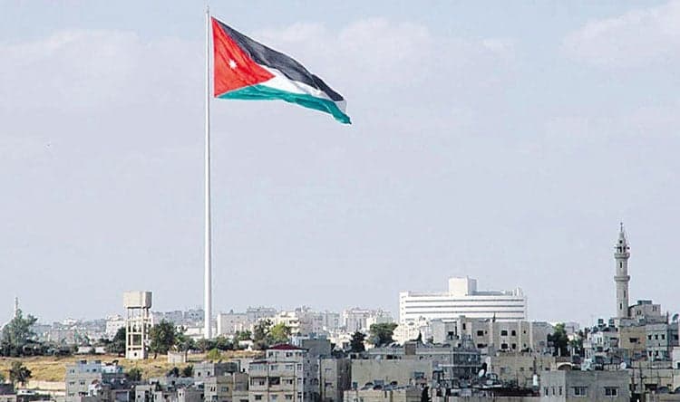 الأردن يعلن إسقاط 8 صواريخ إيرانية