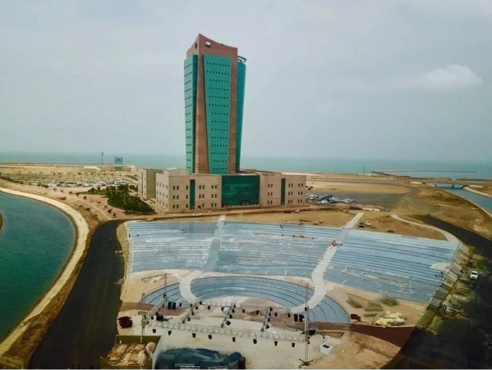 تعليق الدراسة الحضورية في جامعة جازان بسبب الحالة المطرية