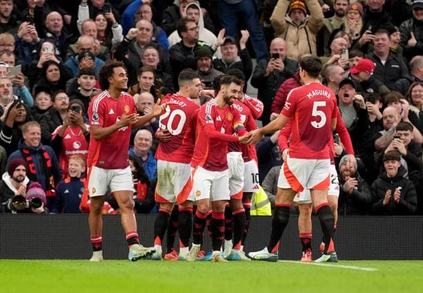 التشكيل الرسمي لمانشستر يونايتد أمام سندرلاند في الدوري الإنجليزي