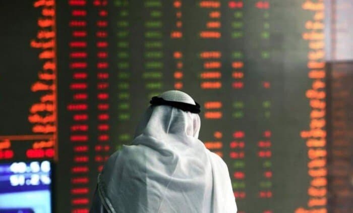 الأحمر يهيمن على بورصات الخليج في ختام الأسبوع