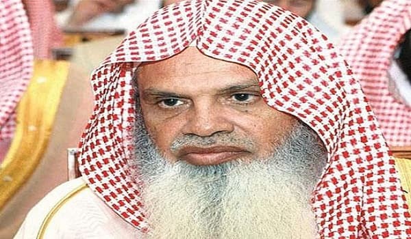 الشيخ الحذيفي.. حضور دعوي مؤثر وصوت قرآني مميز