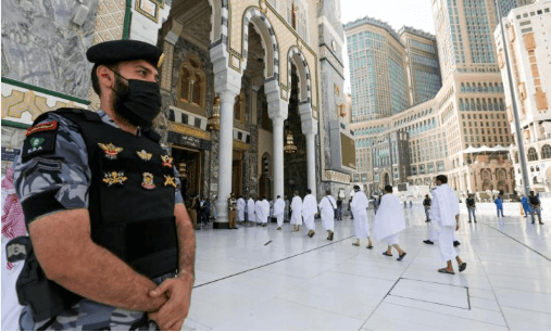 ضبط 22 مخالفًا لأنظمة وتعليمات الحج