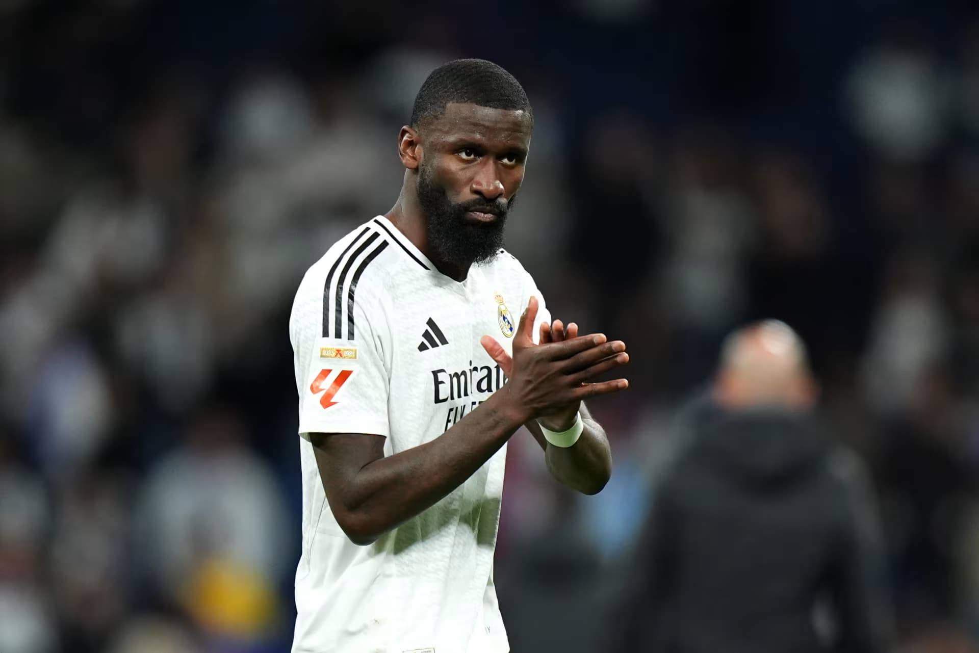 ريال مدريد يؤمن روديغر بعقد جديد