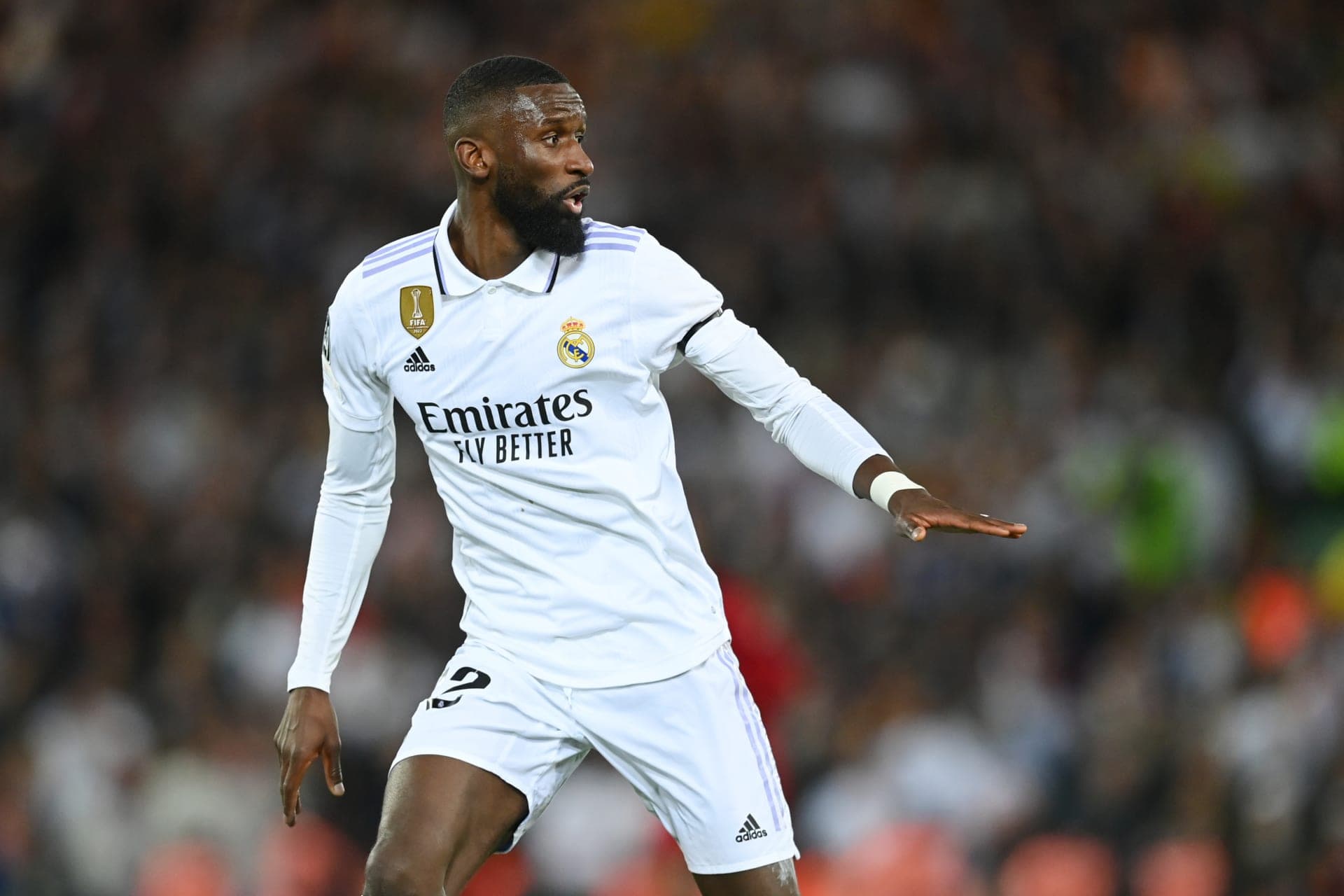 ريال مدريد يعلن تجديد التعاقد مع روديغر خلال أيام