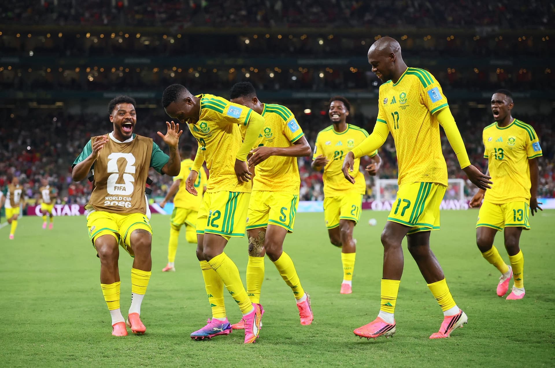 منتخب جنوب إفريقيا يهزم كوريا الجنوبية بهدف في المونديال