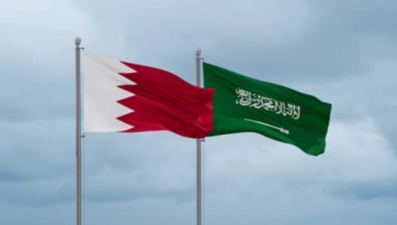 البحرين تؤكد دعمها للسعودية وتأييد حقها المشروع في الدفاع عن النفس
