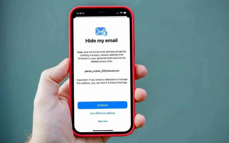 خلل في ميزة «Hide My Email» يهدد خصوصية مستخدمي آبل