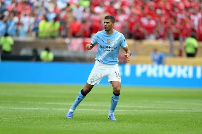 ريال مدريد يستبعد التعاقد مع رودري