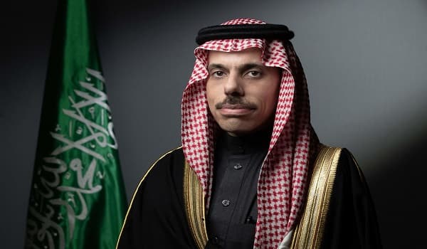 وزير الخارجية يلتقي رئيس وزراء فيتنام ونظيريه البحريني والهندي على هامش قمة بريكس