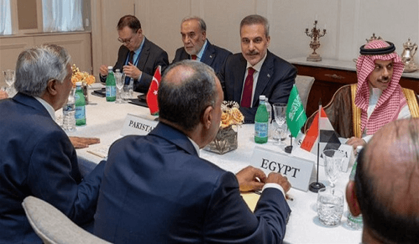 بيان سعودي مصري باكستاني تركي: إدانة للاعتداءات الحوثية ودعم ثابت لأمن المملكة