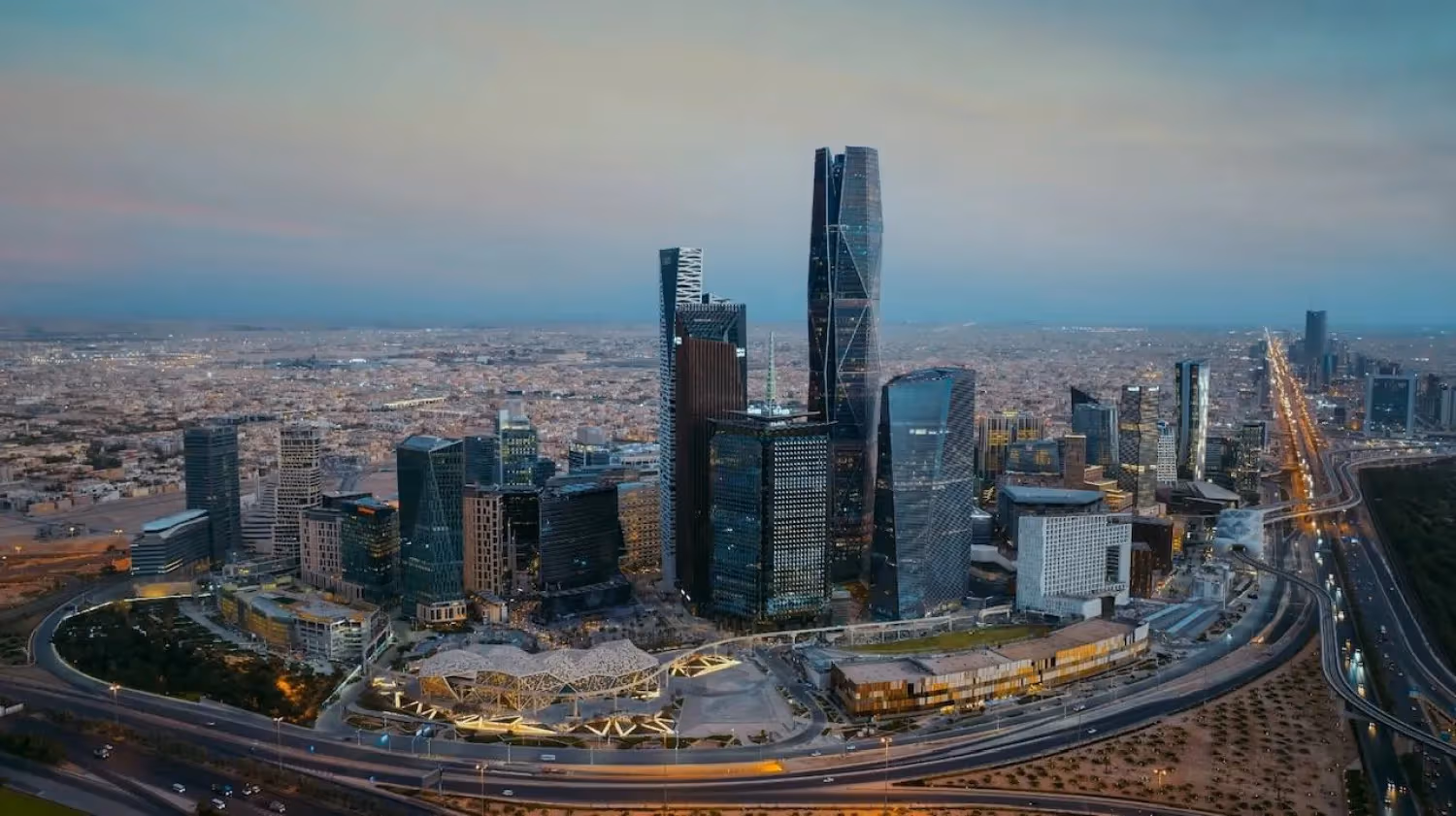 مؤشر ثقة الأعمال في المملكة يحافظ على التفاؤل عند 56.6 نقطة